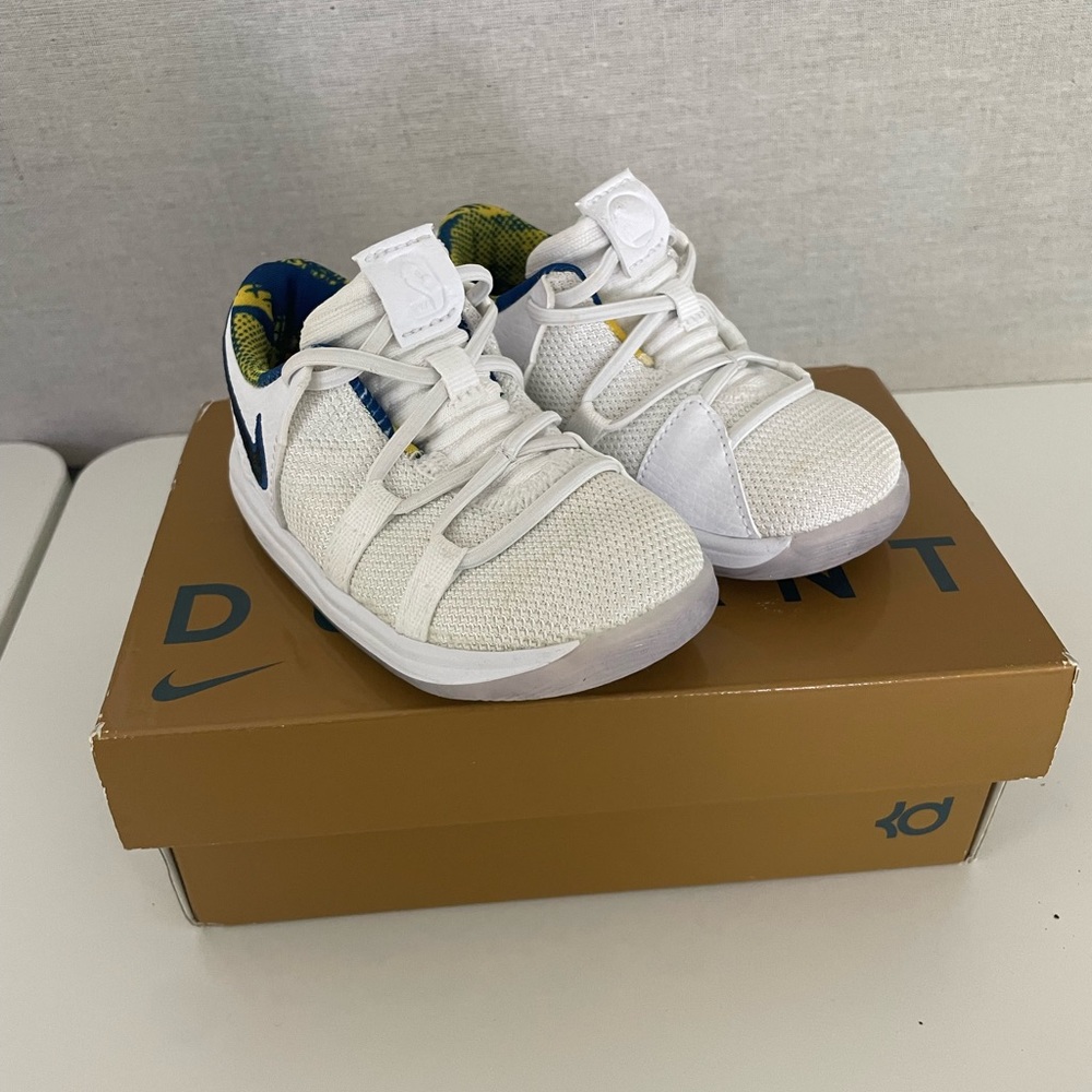 Kevin Durant Nike KD10 LMTD NBA (TD) size 5c (toddler) sneakers